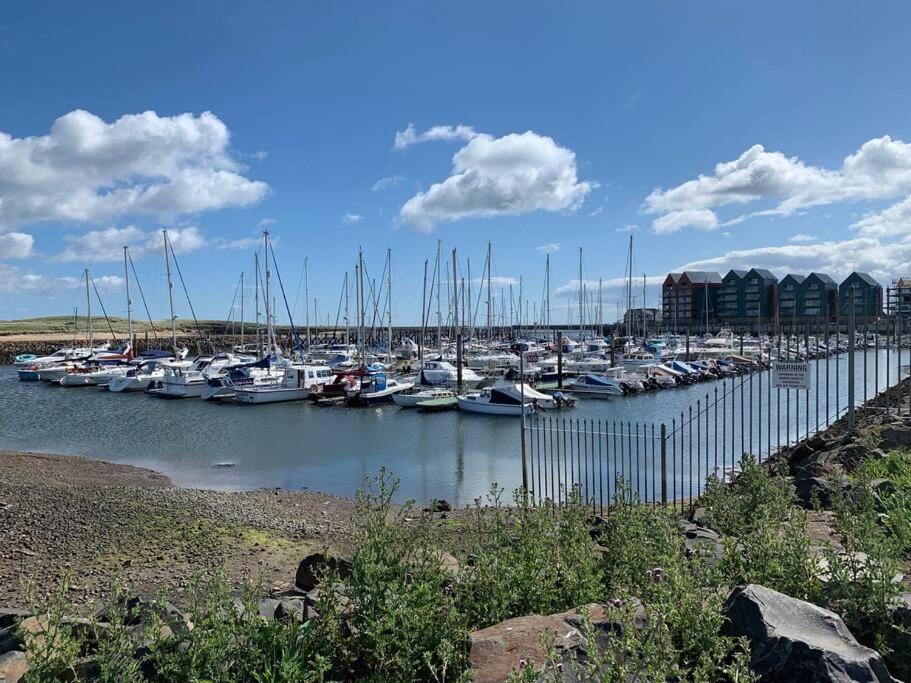 Gertie's Getaway - 3 Bedroom Sleep 6-8 Holiday home *